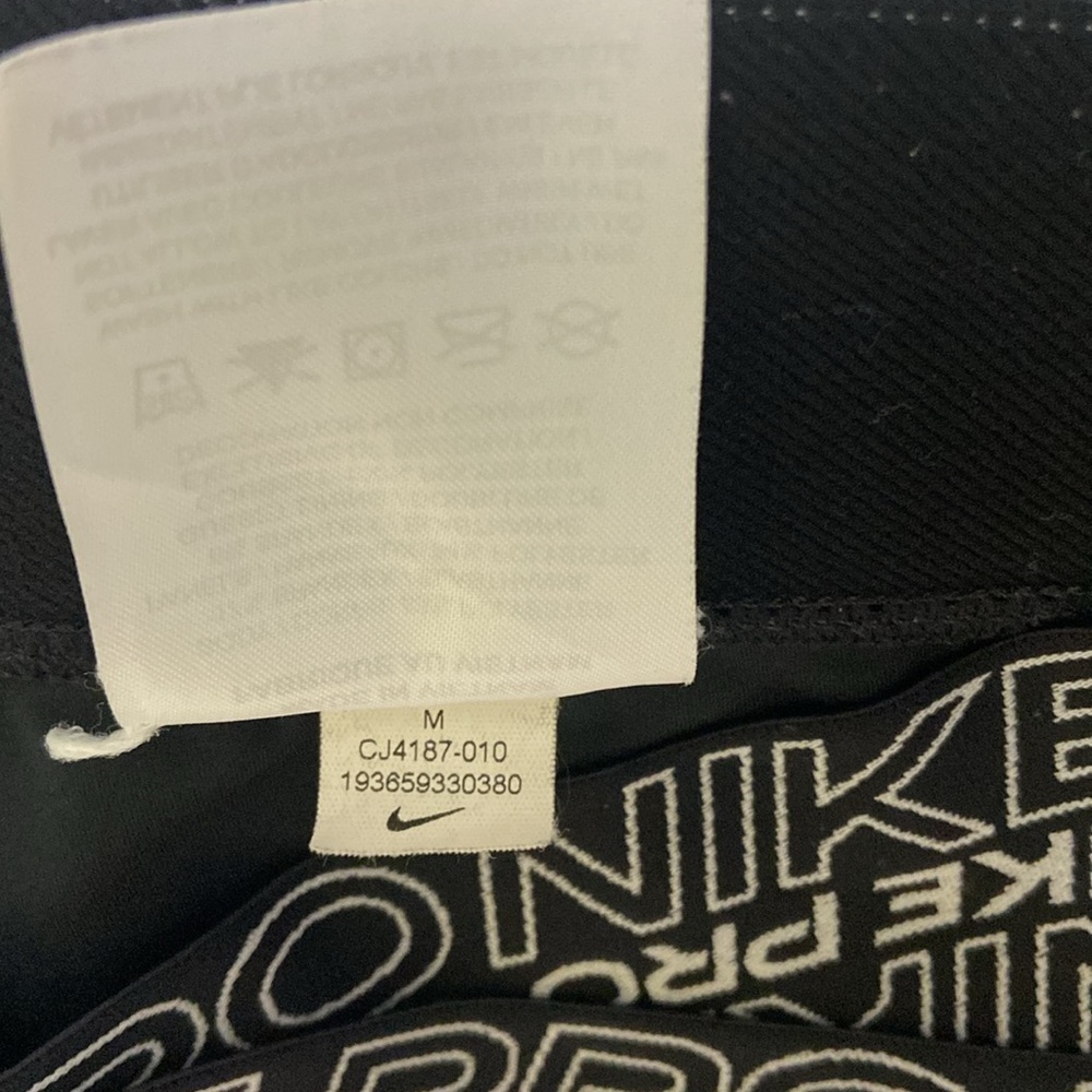 NIKE PRO DRI-FIT WOMEN’S BLACK LEGGINGS. MEDIUM. - Picture 7 of 14
